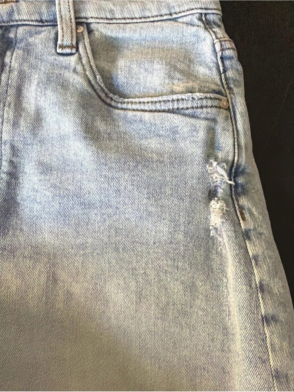 Kut from the Kloth Jane High Rise Long Short Distressed Size 00 Frayed Hem